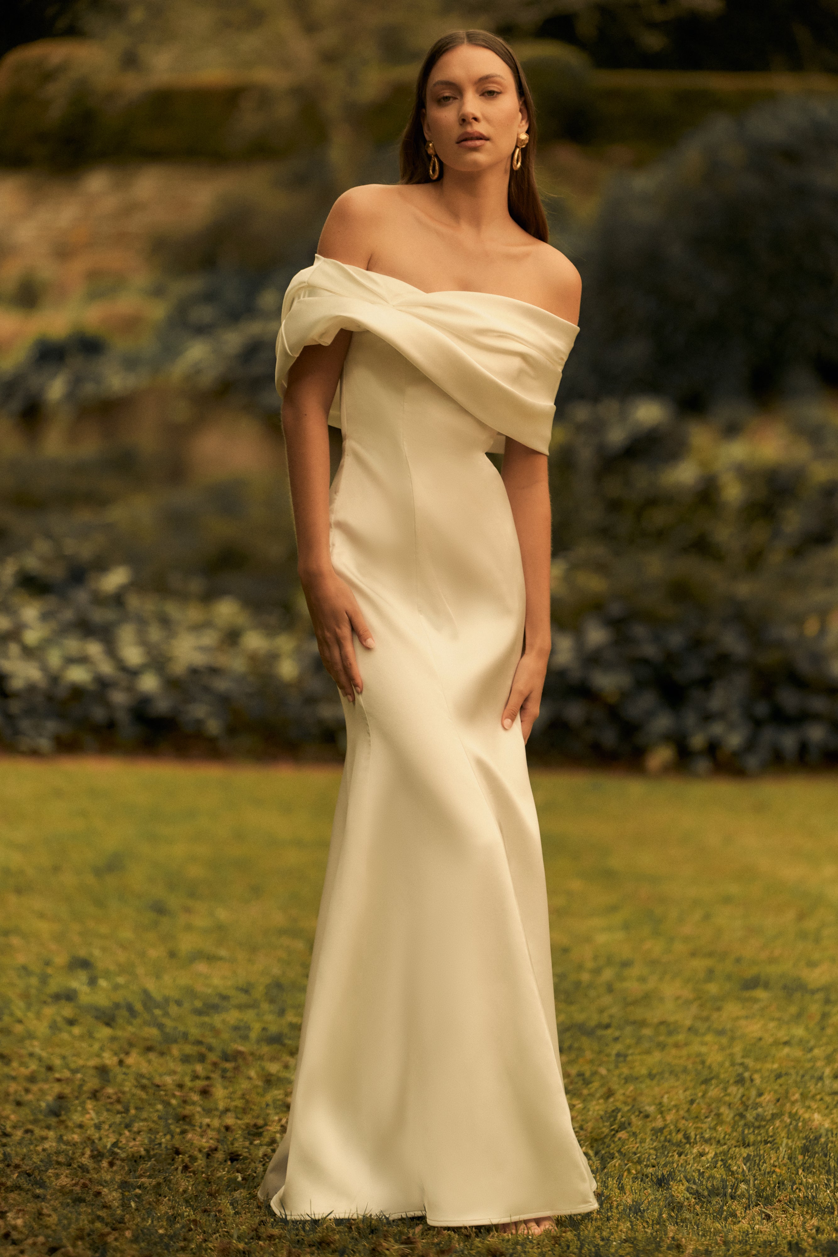 Off fashion white long gown