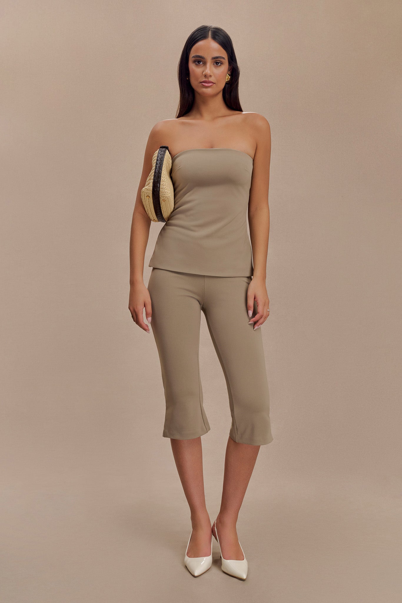 Layla Flared Crepe Capri Pants - Mushroom