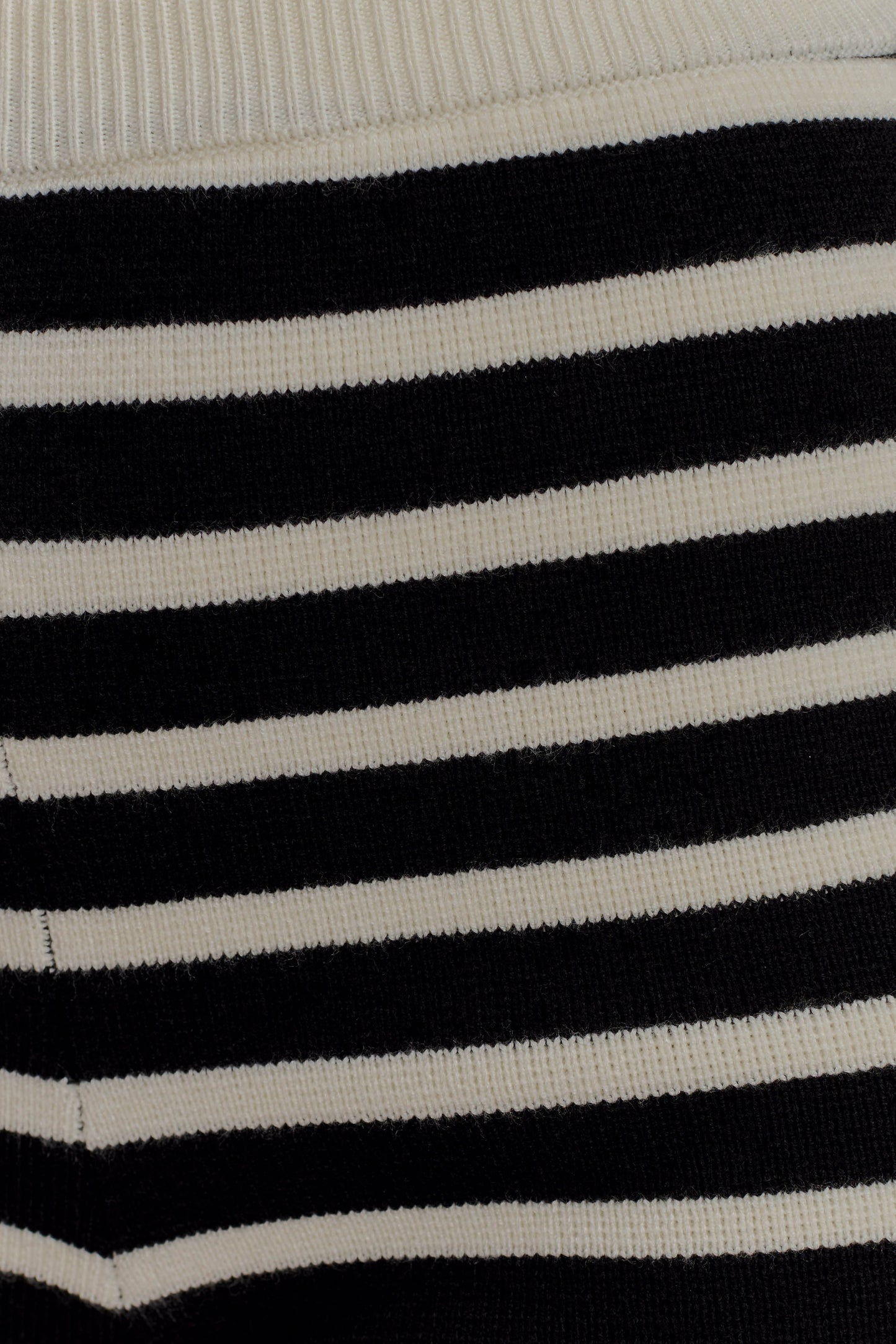 Tabitha Stripe Knit Shorts - Black/White