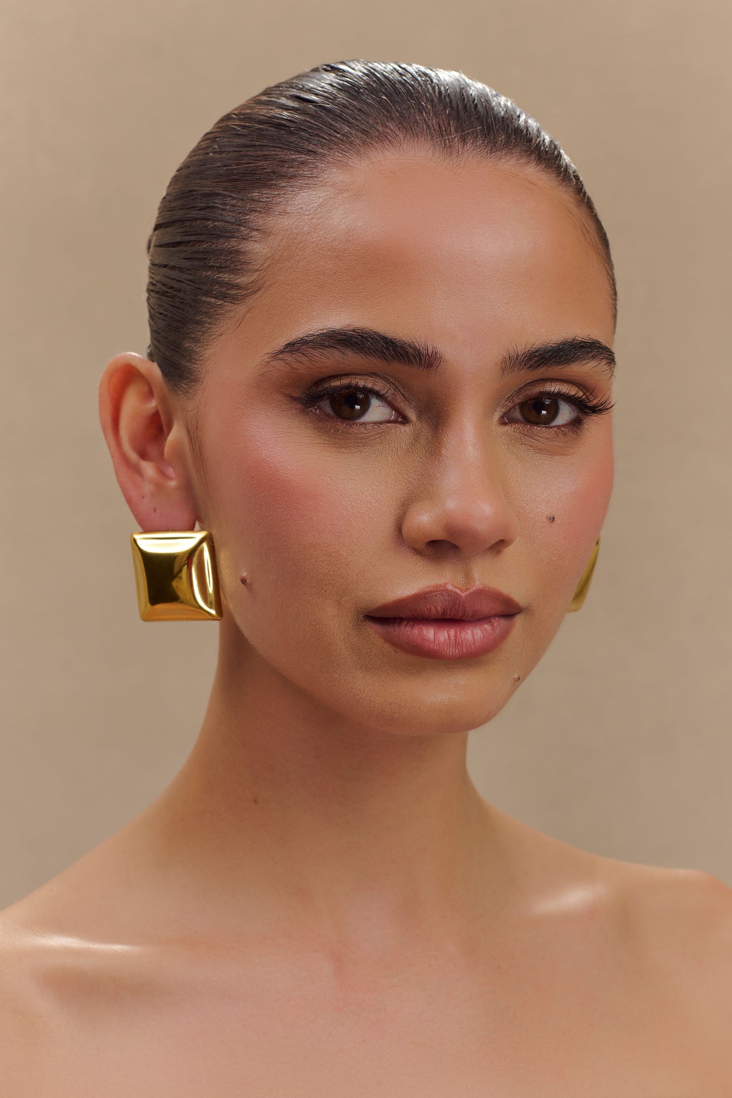 Wilma Square Earrings - Gold