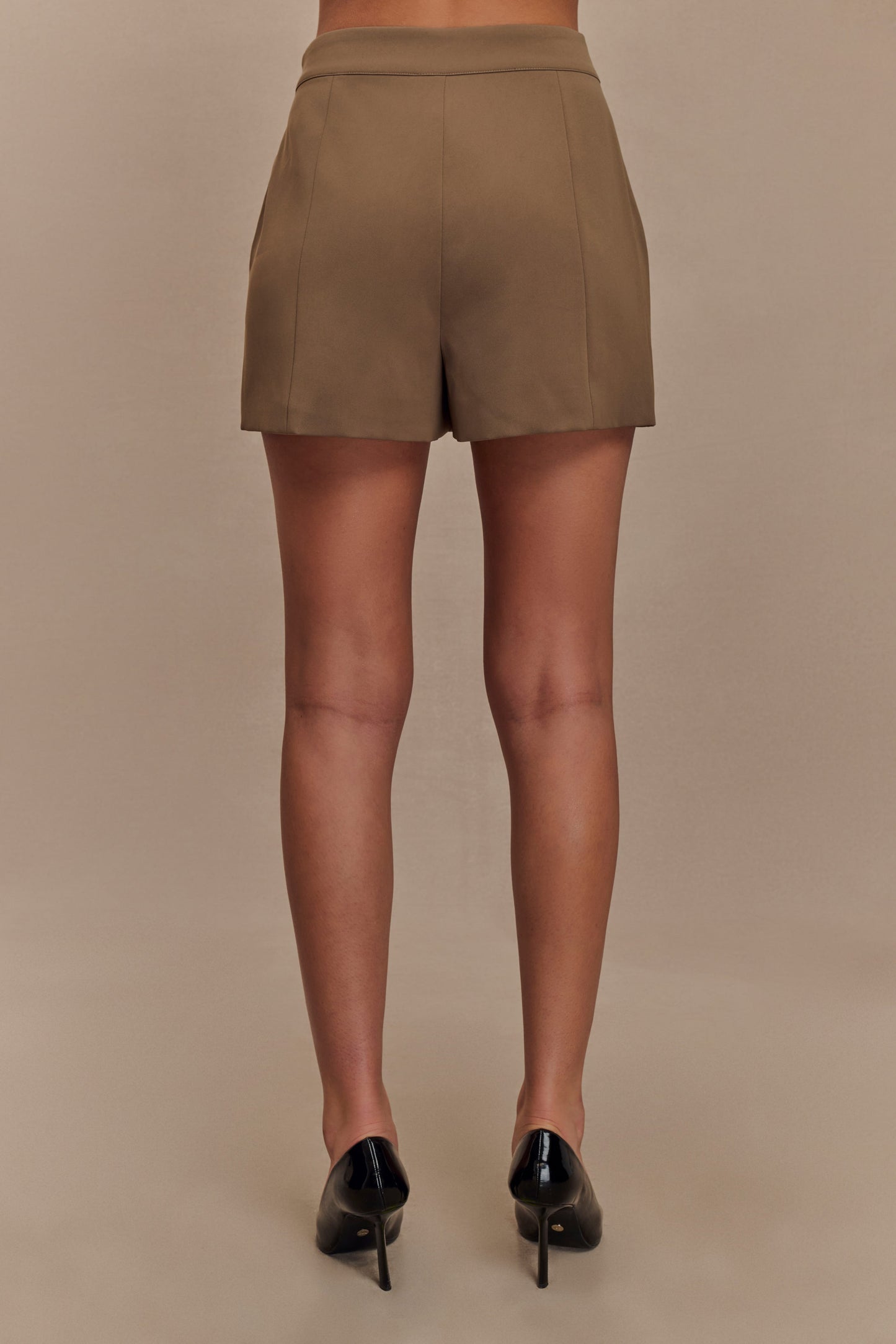 Korrie Suiting Short - Cacao Brown