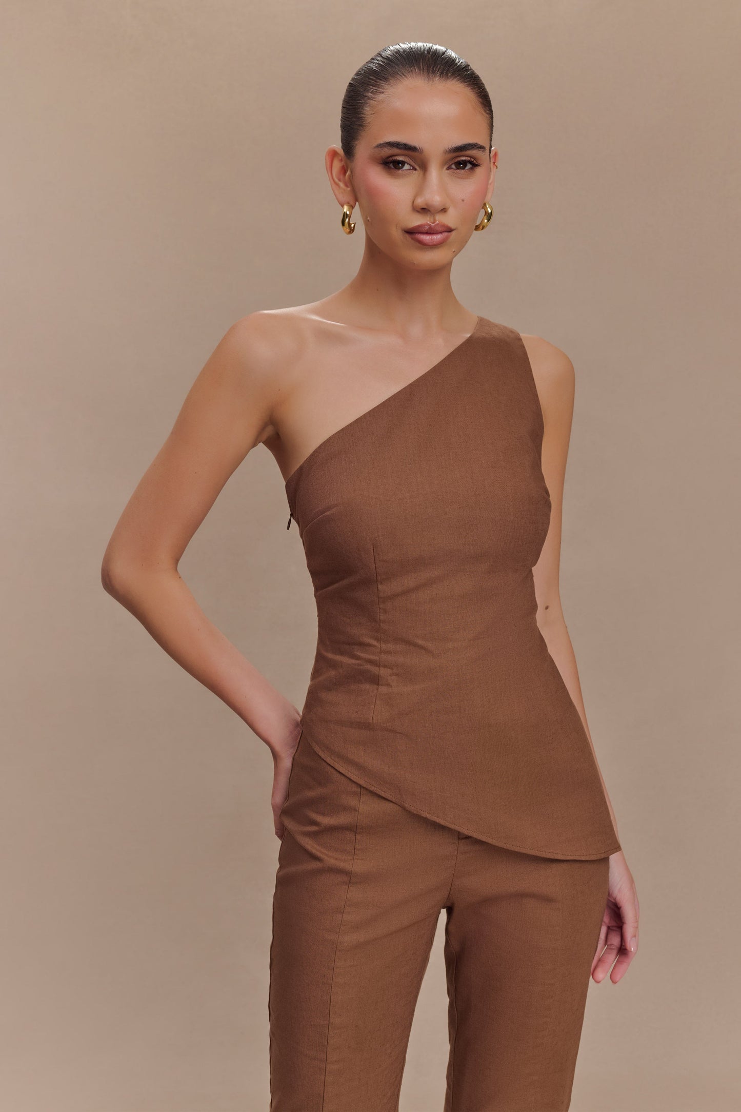 Dora Linen One Shoulder Top - Cacao Brown