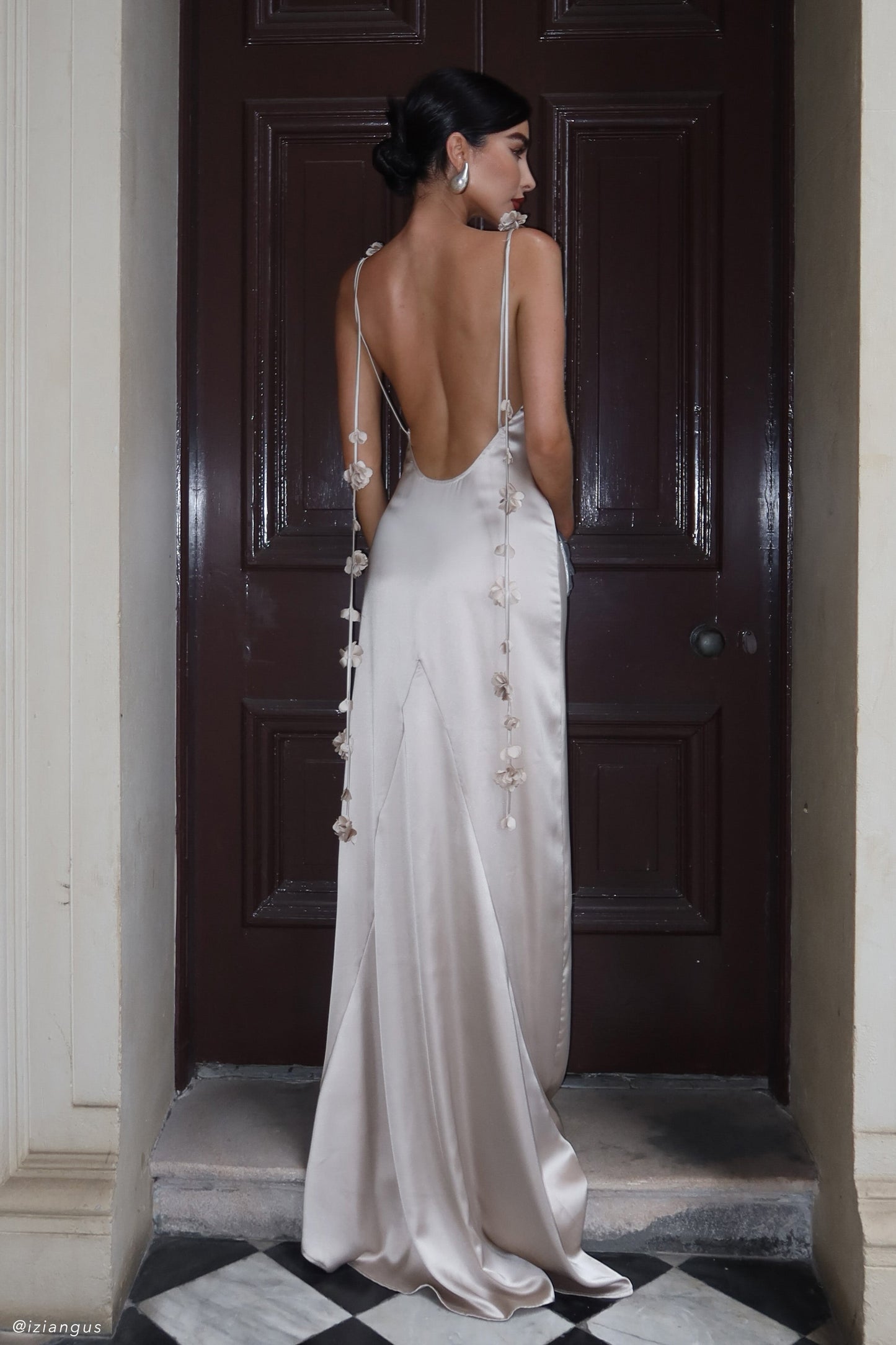 Elenora Rose Gown - Champagne