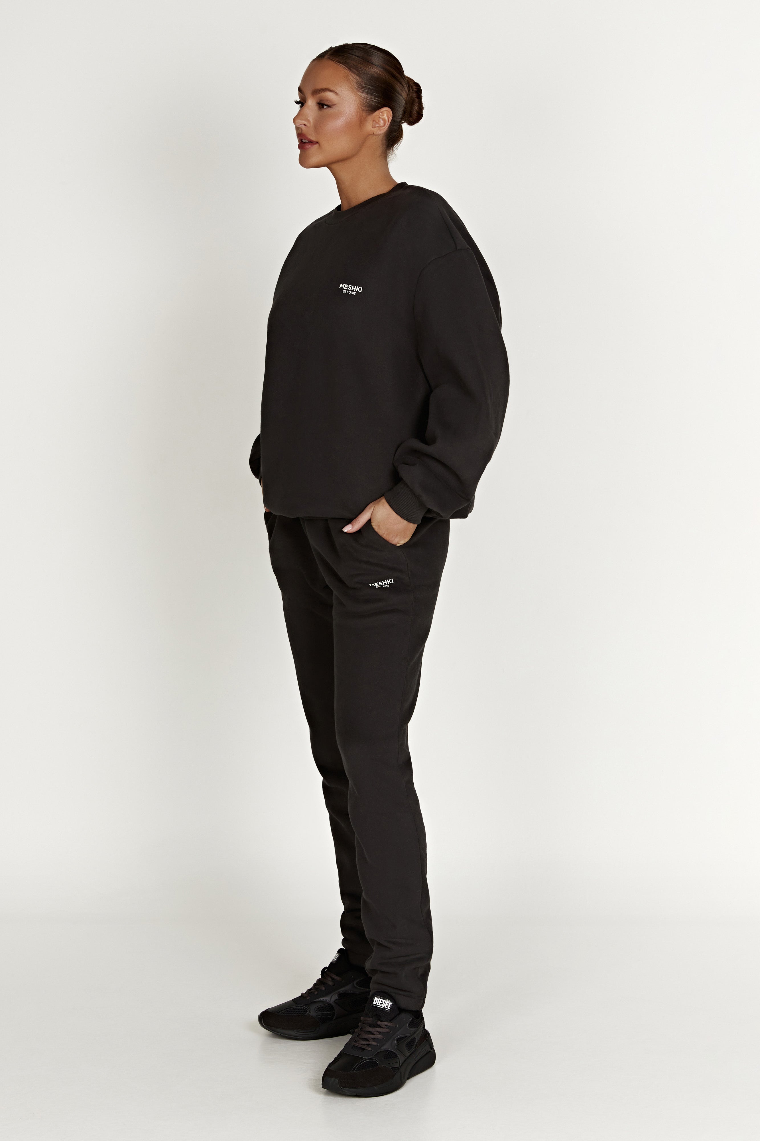 Women s Track Pants Joggers Shop Online MESHKI