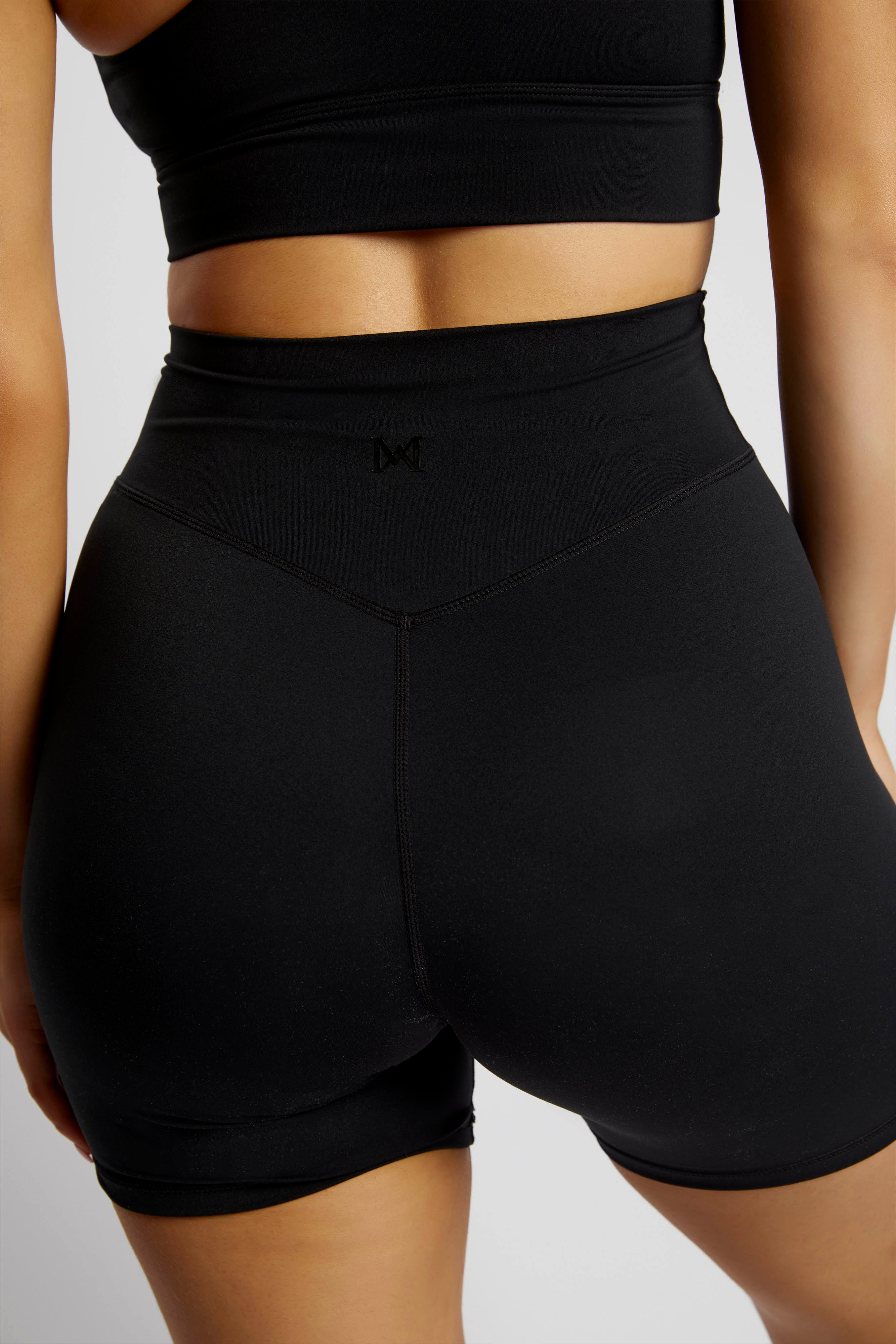 Carly Bike Shorts Black MESHKI